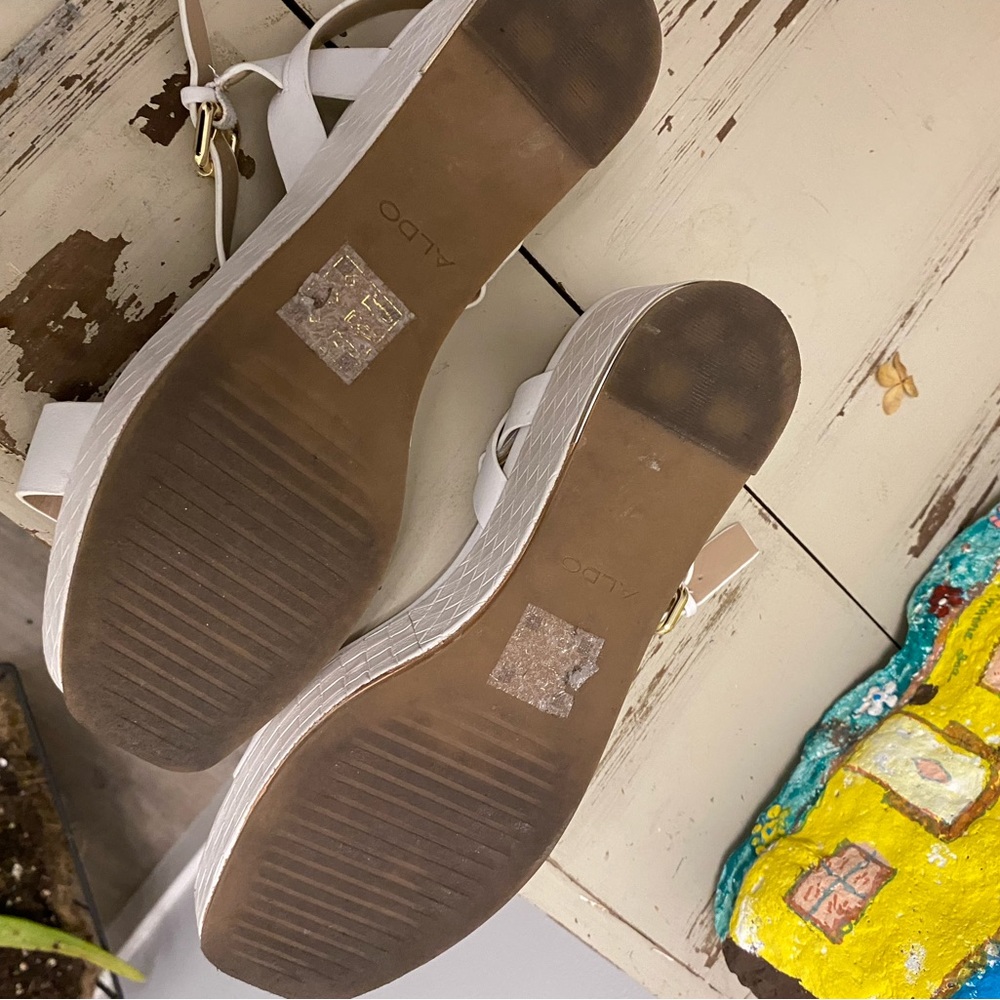 Aldo wedges size 8.5 - Picture 3 of 9